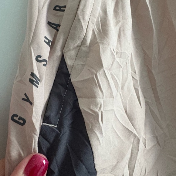 Men’s Xs Gymshark Shorts - Picture 8 of 13